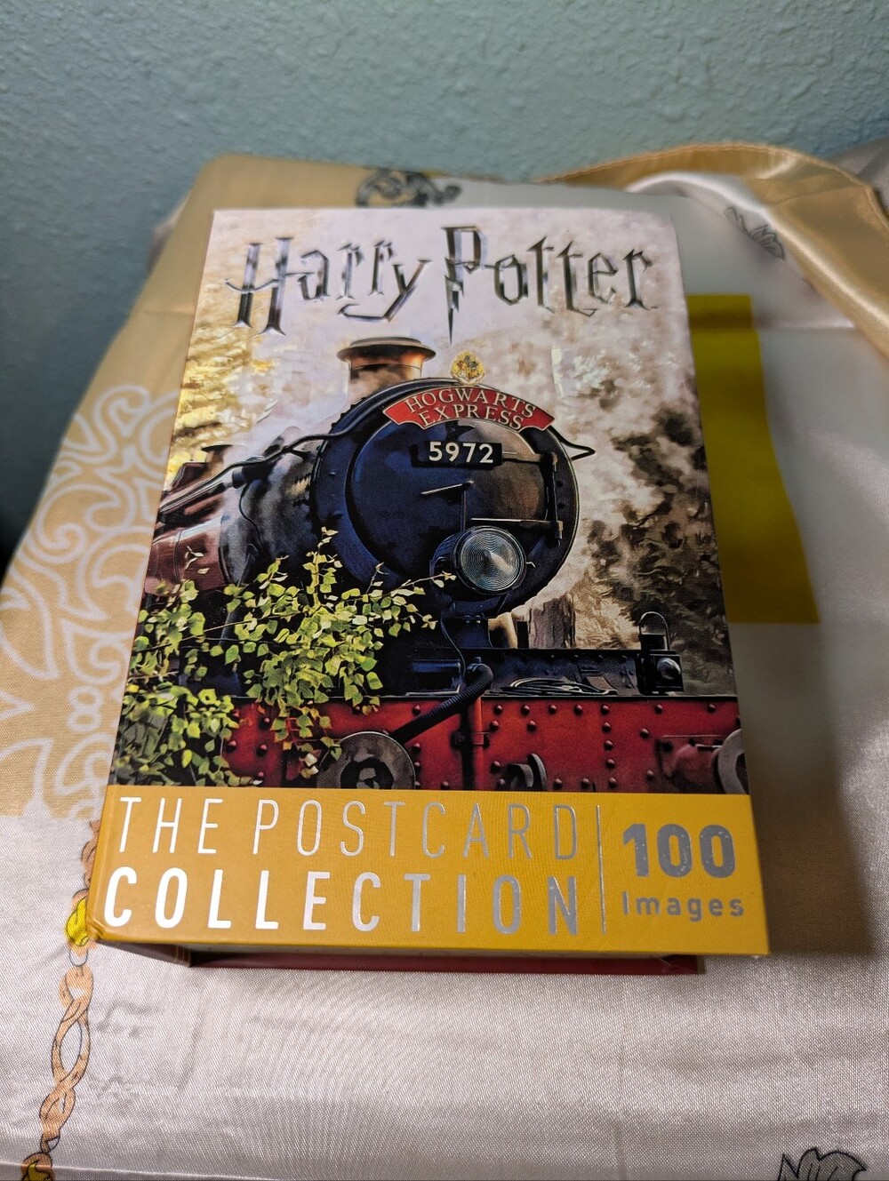 Harry Potter: The Postcard Collection Box Set Insight Editions